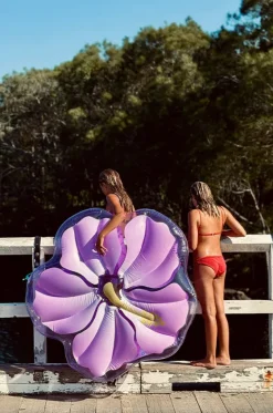 Hibiscus Luxe Lie On Float|Sunny Life Hot