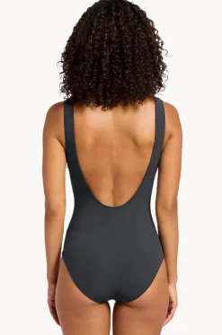et Lien Plunge One Piece|Jets Hot