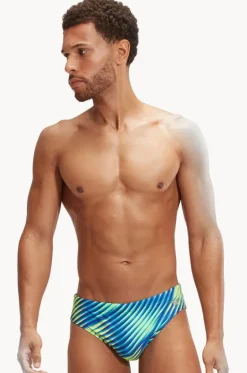 Mens Allover Digital V-cut Brief|Speedo Hot