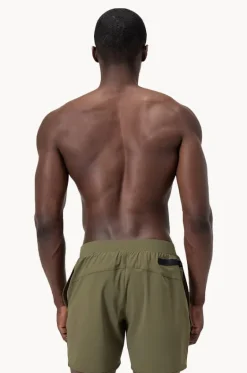 Mens The Lookout Solid 16