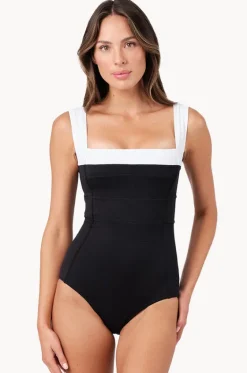 Monochrome Texture Classic Square Neck One Piece|Une Piece Best