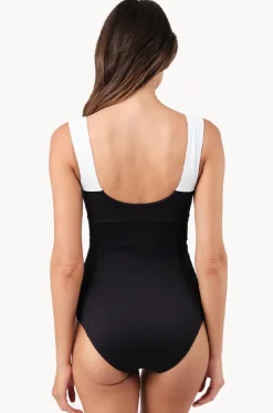 Monochrome Texture Classic Square Neck One Piece|Une Piece Best