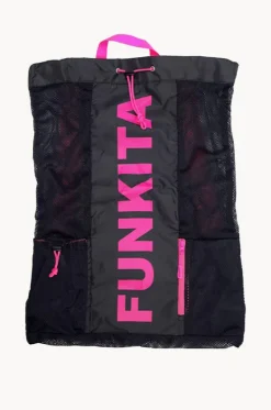 Pink Shadow Gear Bag|Funkita