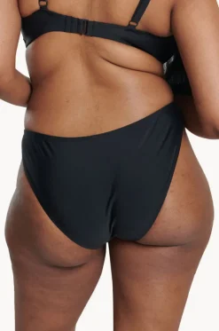 Plain 90's Brief|Raq Apparel Sale