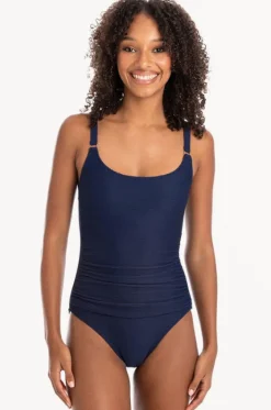 Plain Textured Scoop Neck One Piece|Togs Swimwear Hot