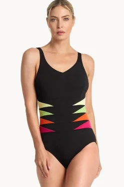 Rozella Triangle Splice Tank One Piece|Poolproof Clearance