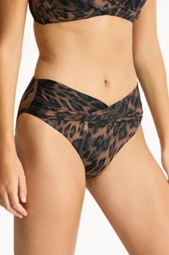 Savanna Twist Mid Bikini Pant|Sea Level Sale
